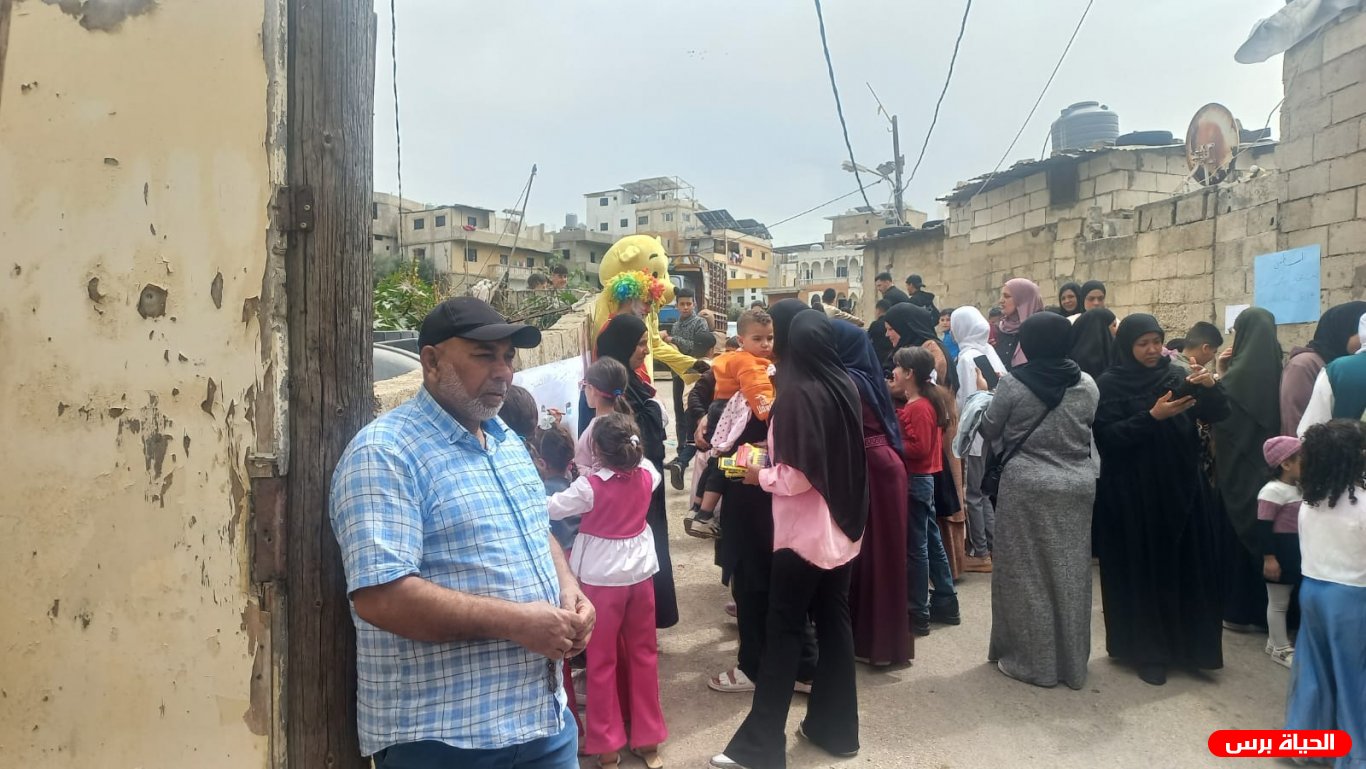 لجان التضامن تنظم فعالية تضامنية في مخيم برج الشمالي تضامنا مع أطفال غزة 